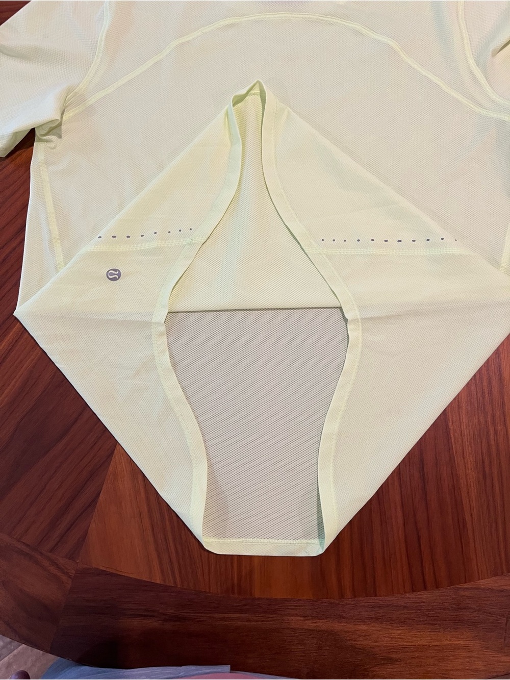 Women’s Lululemon mesh neon yellow top-Size 8